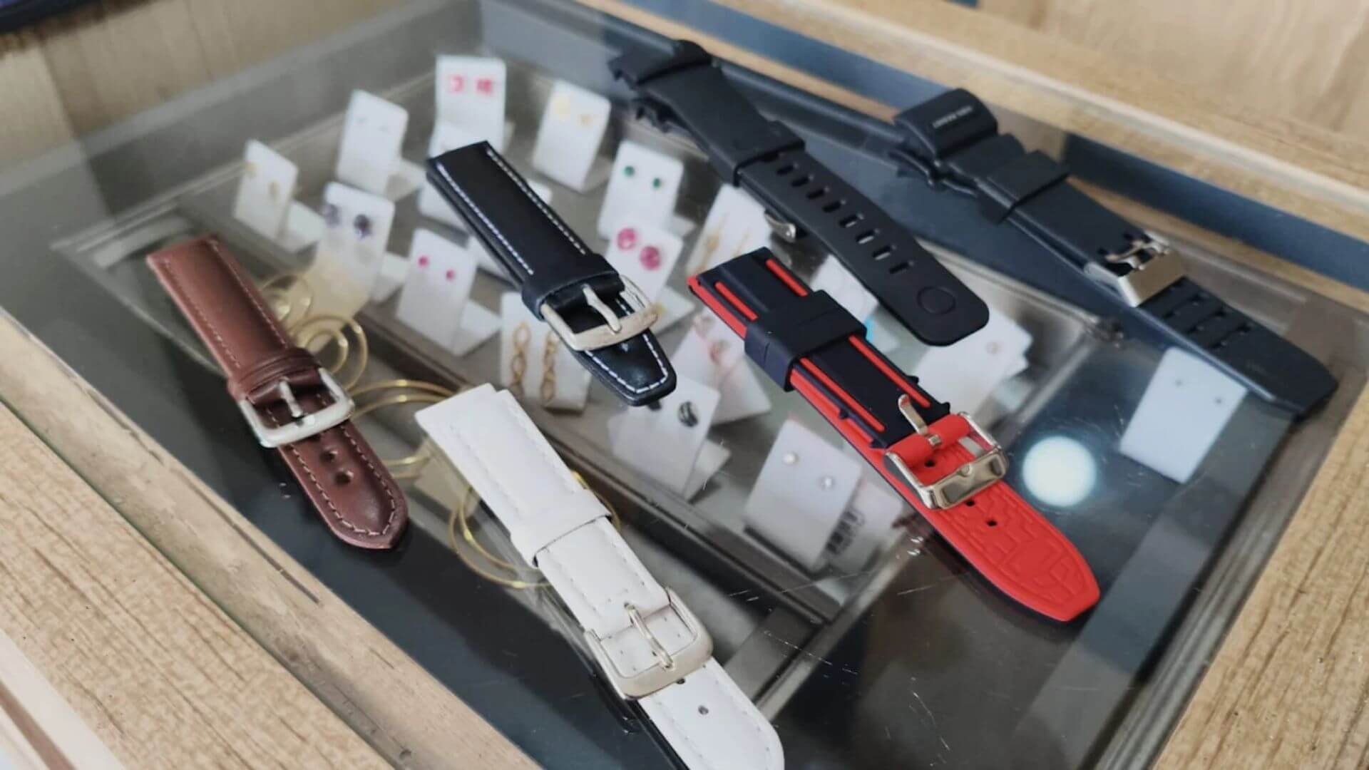 Metal Mil Itapoá - Joalheria | Relojoaria | Ourivesaria